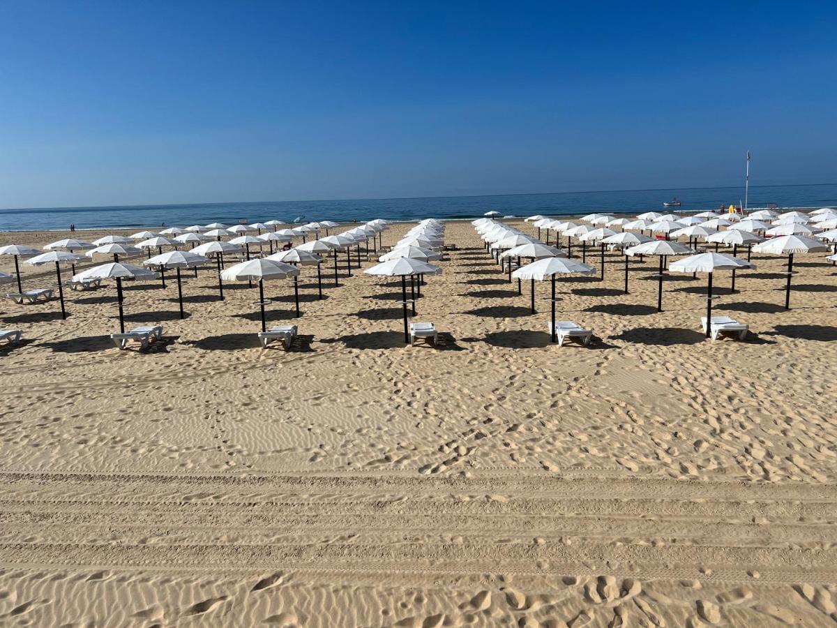 Pe No Mar - Monte Gordo Apartment Luaran gambar