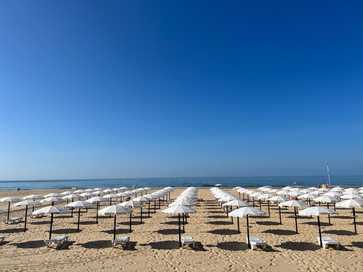 Pe No Mar - Monte Gordo Apartment Luaran gambar